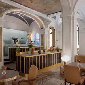 Maison Piazza Di Spagna Esperienze Отель
